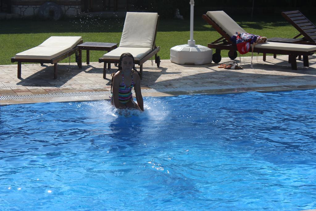 Alacati Koclu Konagi Hotel エクステリア 写真