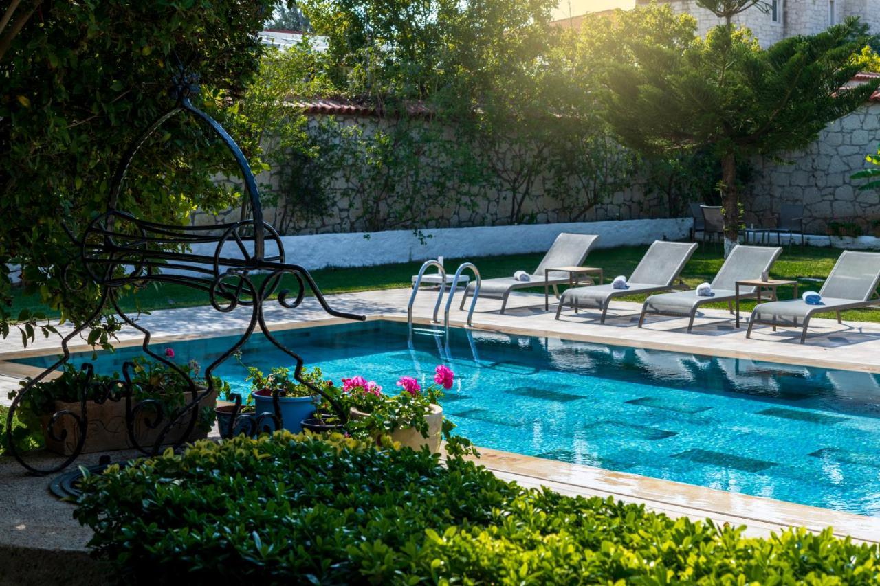 Alacati Koclu Konagi Hotel エクステリア 写真