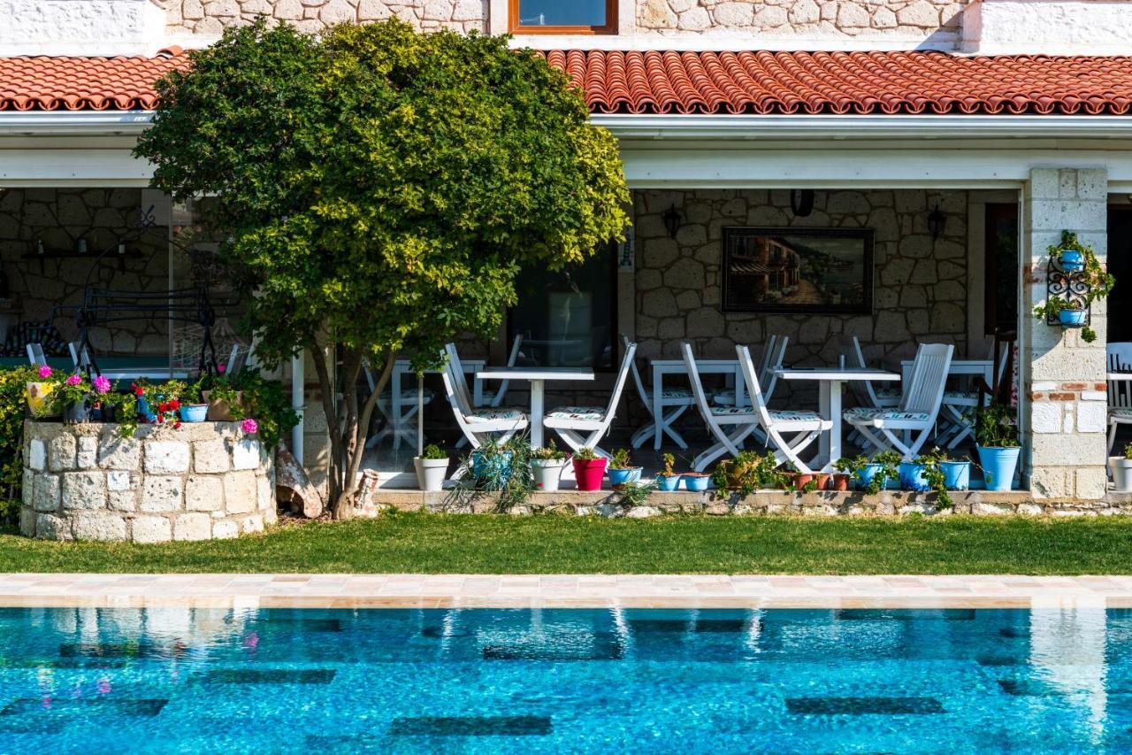 Alacati Koclu Konagi Hotel エクステリア 写真